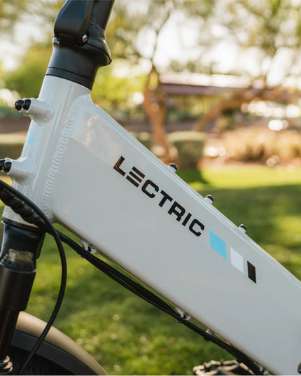 Lectric XP4 750 Step-Thru Stratus White Long Range eBike